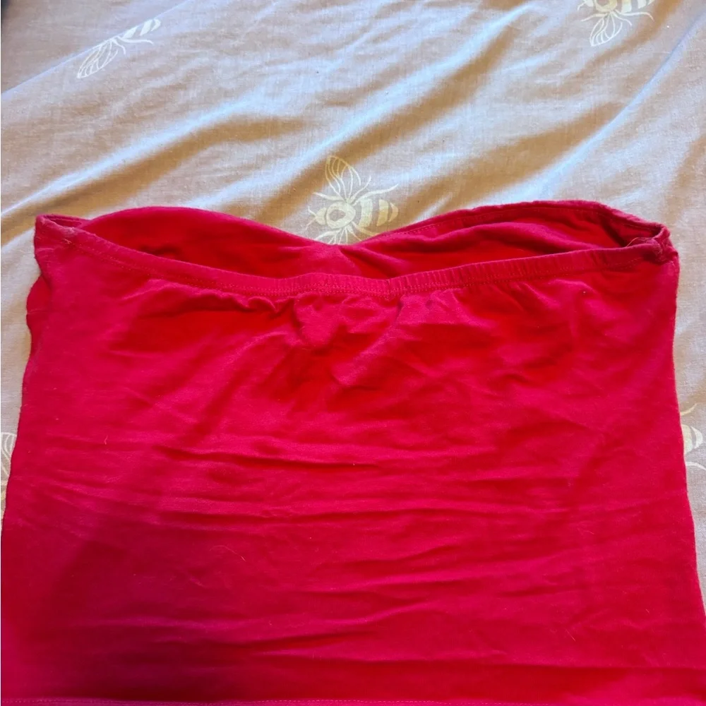 Red Strapless Top - Picture 3 of 3